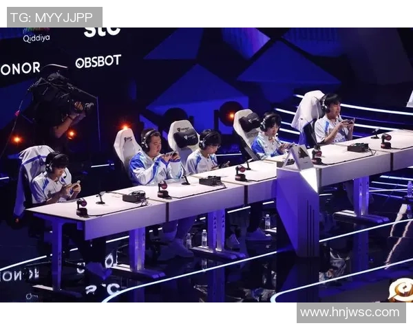 esports最新数据探秘FPX团队协作之道王者荣耀巨献背后的默契与智慧